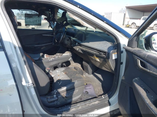 KIA Ev6 Light Long Range 2024 KNDC34LA8R5615654 Image 5