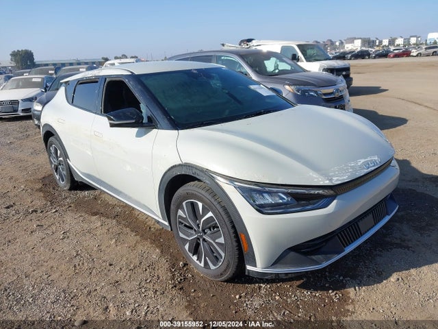KIA Ev6 Light Long Range 2024 KNDC34LA8R5615654 Image 6