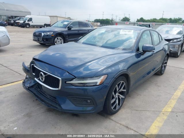 7JR102FK6KG006003 Volvo S60 T5 Momentum