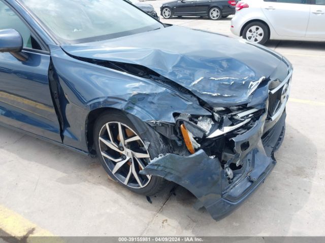 7JR102FK6KG006003 Volvo S60 T5 Momentum