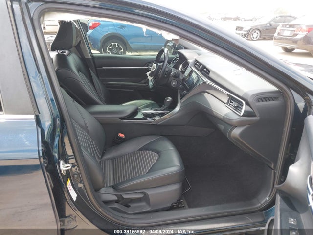 Toyota CAMRY SE 2018 4T1B11HK1JU648924 Image 5