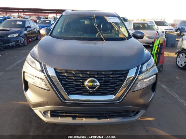 5N1AT3CA2MC712642 Nissan Rogue Sl Fwd