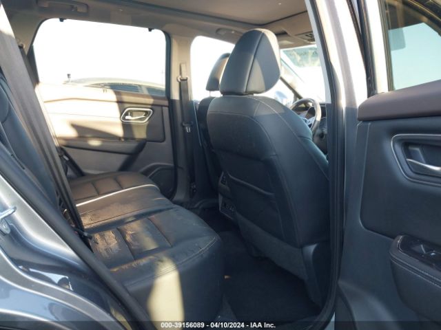 5N1AT3CA2MC712642 Nissan Rogue Sl Fwd