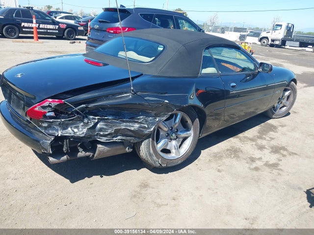 1998 JAGUAR XK8 SAJGX224XWC024790 Photo 3