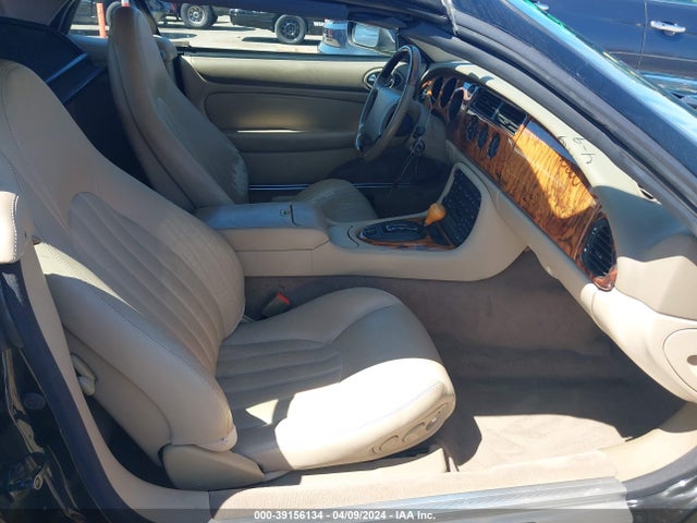 1998 JAGUAR XK8 SAJGX224XWC024790 Photo 7