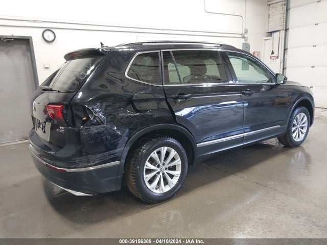 3VV2B7AX0JM152271 Volkswagen Tiguan 2.0t Se/2.0t Sel
