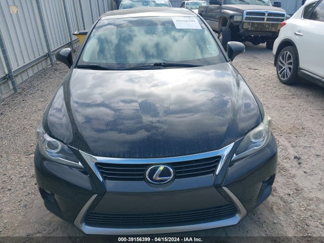 JTHKD5BH3F2227739 Lexus CT 200H