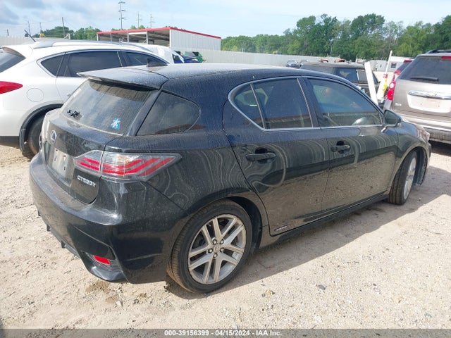 JTHKD5BH3F2227739 Lexus CT 200H