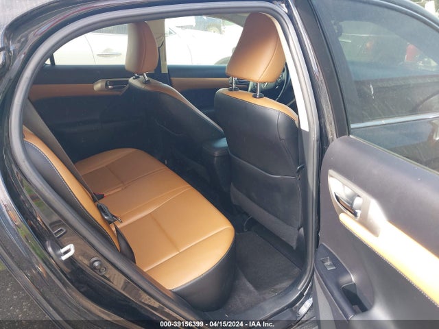 JTHKD5BH3F2227739 Lexus CT 200H