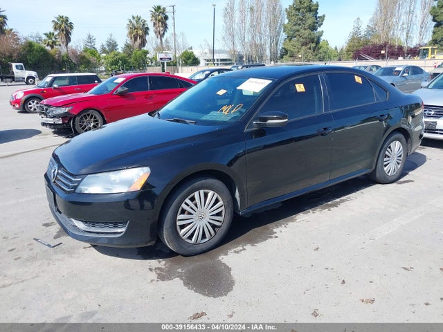 Volkswagen PASSAT S 2015 1VWAT7A35FC073933 Image 2