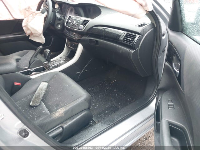 Honda ACCORD LX 2016 1HGCR2F3XGA111824 Image 5