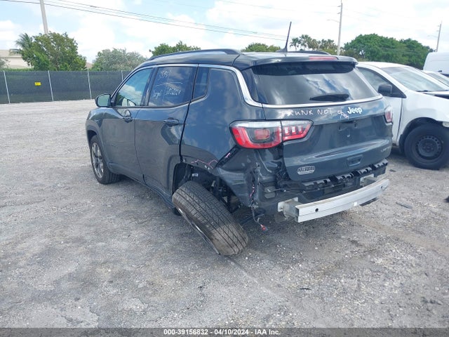 3C4NJCCB7JT369153 Jeep Compass Limited Fwd