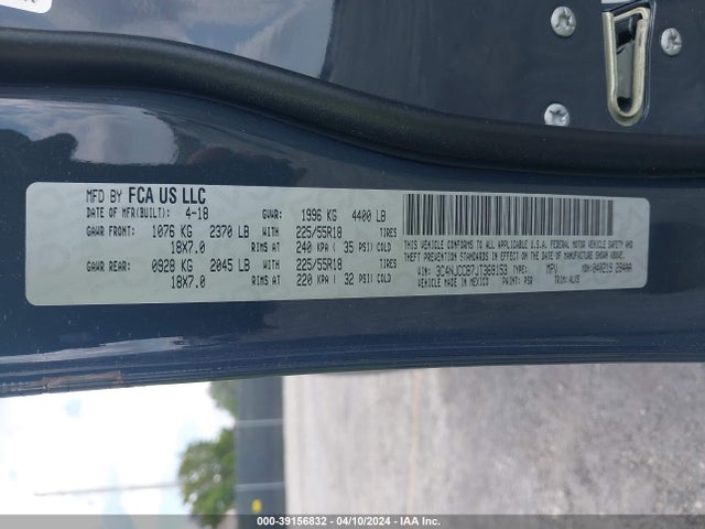 3C4NJCCB7JT369153 Jeep Compass Limited Fwd