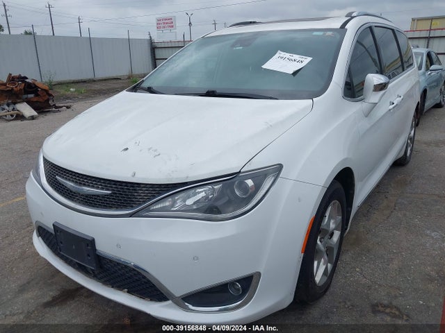 Chrysler Pacifica Limited 2017 2C4RC1GG6HR635877 Image 2