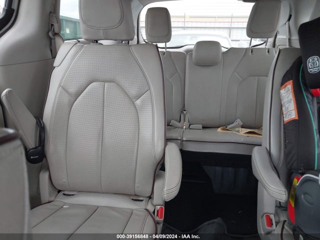 Chrysler Pacifica Limited 2017 2C4RC1GG6HR635877 Image 8