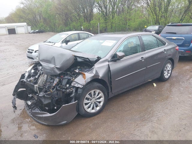 Toyota CAMRY LE 2016 4T4BF1FK3GR582850 Image 2