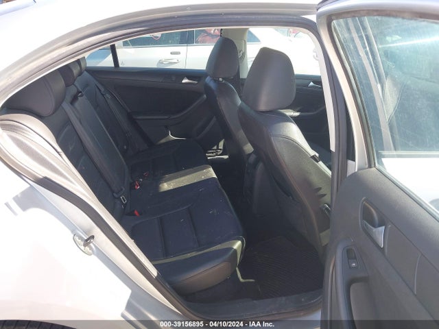 3VWD07AJ9EM245981 Volkswagen Jetta 1.8t Se