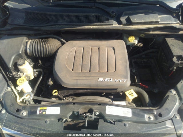 2C4RC1GG0ER373303 Chrysler Town & Country Limited