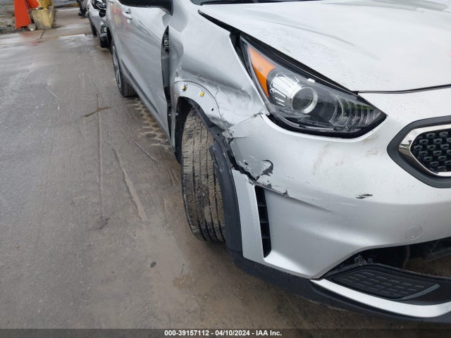 KIA NIRO LX 2018 KNDCB3LC3J5170193 Image 16