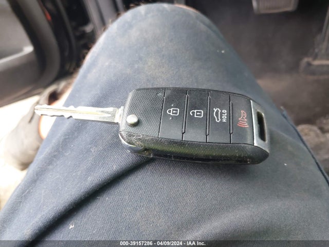 KIA FORTE LX 2018 3KPFL4A73JE256422 Image 11