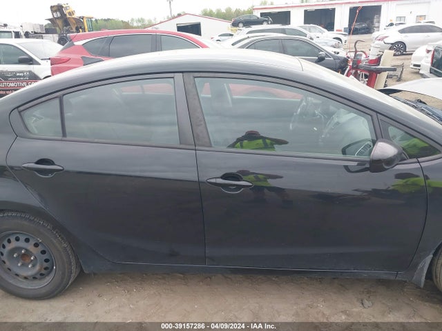 KIA FORTE LX 2018 3KPFL4A73JE256422 Image 13