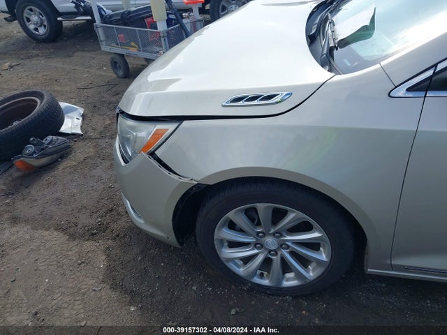 Buick Lacrosse 2014 1G4GA5GR5EF127145 Image 18