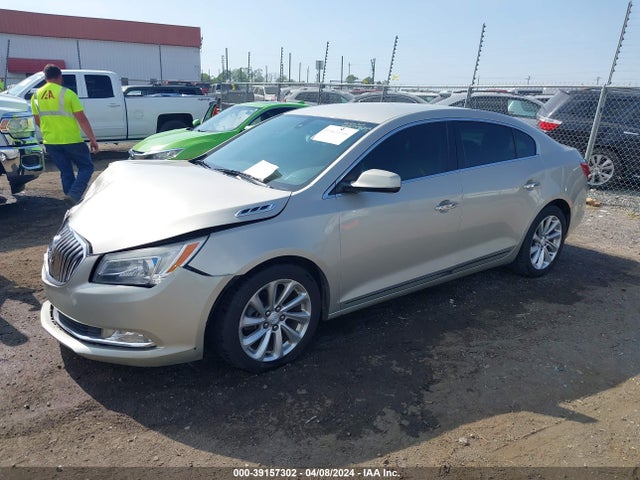 Buick Lacrosse 2014 1G4GA5GR5EF127145 Image 2