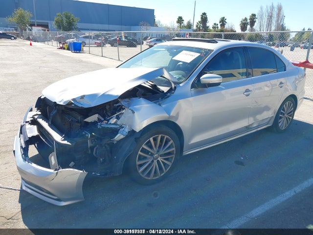 3VWL17AJ2GM367545 Volkswagen 2016