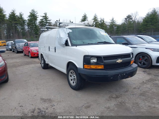 Chevrolet Express 1500 Work Van 2014 1GCSGAFX0E1181519 Image 1