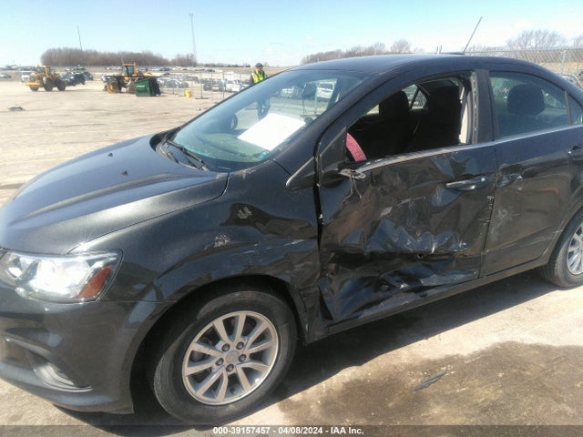 Chevrolet Sonic Lt Auto 2018 1G1JD5SH9J4108306 Image 6
