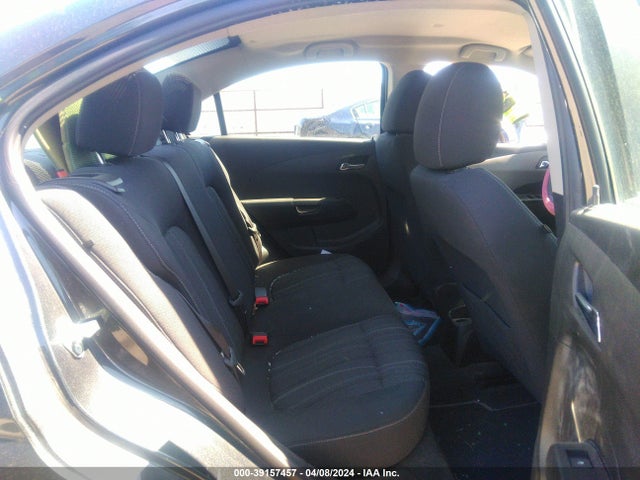 Chevrolet Sonic Lt Auto 2018 1G1JD5SH9J4108306 Image 8