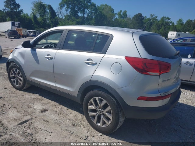 KIA Sportage Lx 2016 KNDPB3AC5G7863364 Image 3