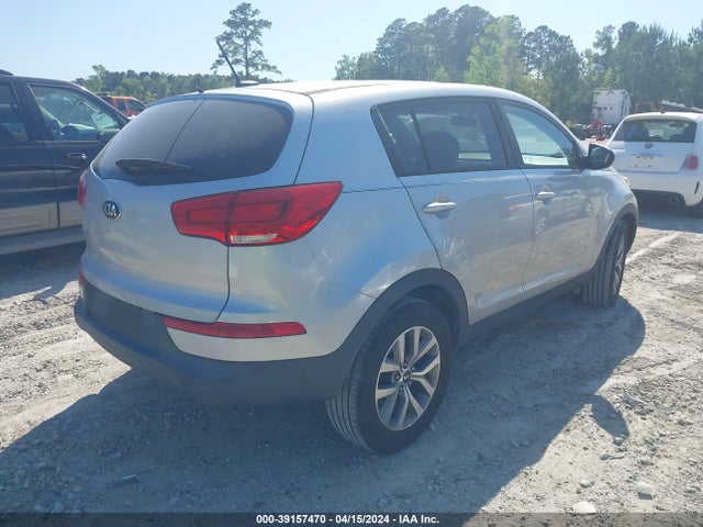 KIA Sportage Lx 2016 KNDPB3AC5G7863364 Image 4