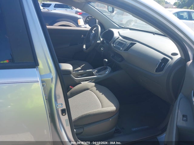 KIA Sportage Lx 2016 KNDPB3AC5G7863364 Image 5
