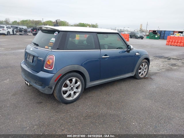 2009 MINI COOPER S WMWMF73559TW88280 Photo 3