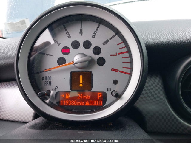 2009 MINI COOPER S WMWMF73559TW88280 Photo 6
