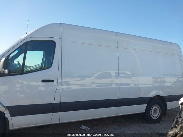 Mercedes-Benz Sprinter 2500 High Roof 4-cyl Diesel 2023 W1Y4KCHY0PT134616 Image 14