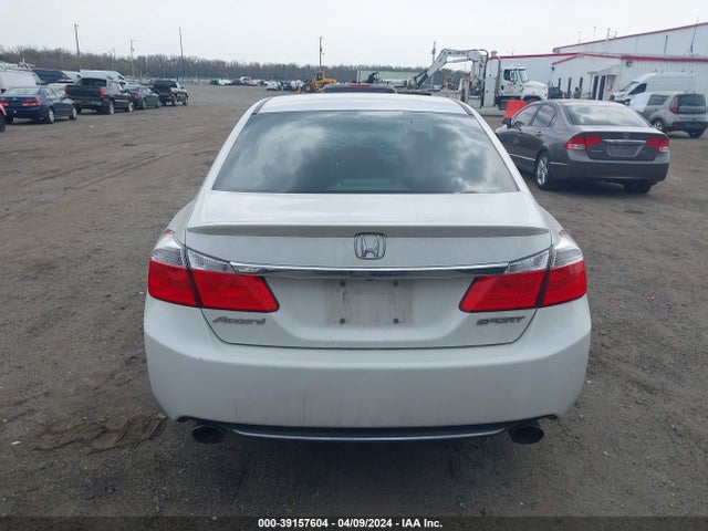 Honda Accord Sport 2015 1HGCR2F56FA172894 Image 16