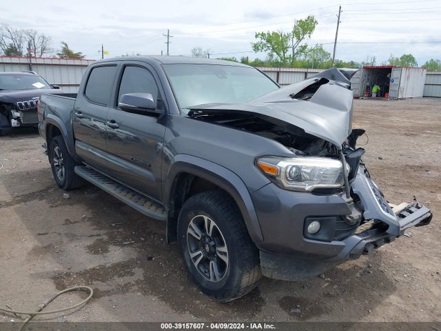 Toyota Tacoma Trd Sport 2018 3TMAZ5CN0JM074483 main image