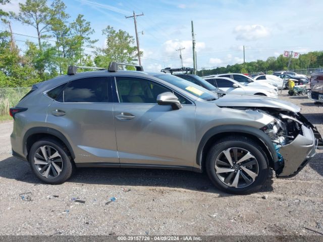 JTJGJRDZ6M2147732 Lexus NX 300H