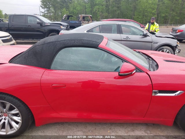 Jaguar F-type Premium 2017 SAJWA6ET0H8K42704 Image 14