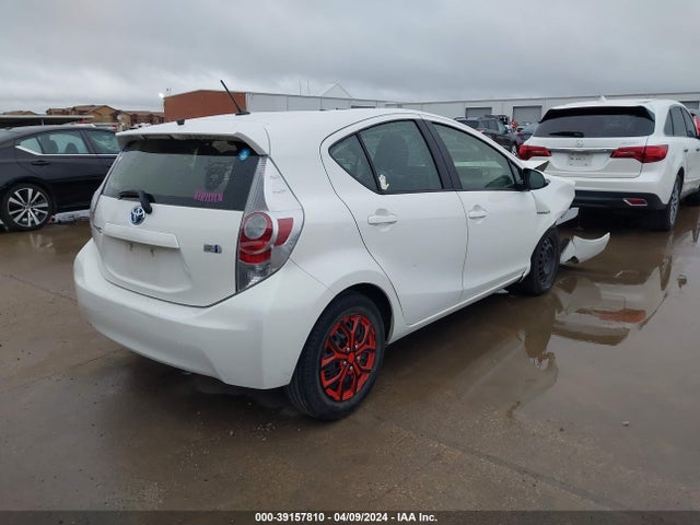 Toyota Prius C Two 2014 JTDKDTB31E1083042 Image 4