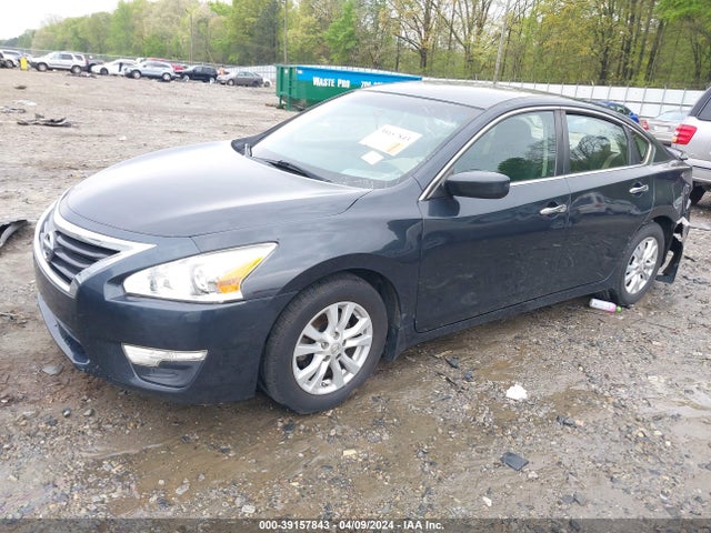 Nissan Altima 2.5 S 2015 1N4AL3AP0FC128731 Image 2