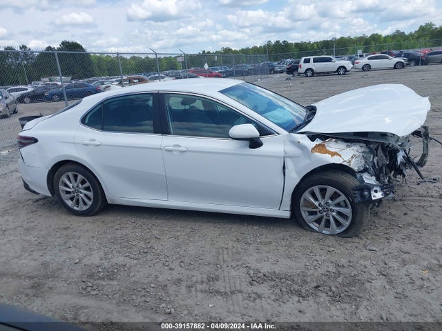 Toyota CAMRY LE 2023 4T1C11AK6PU792007 Image 13