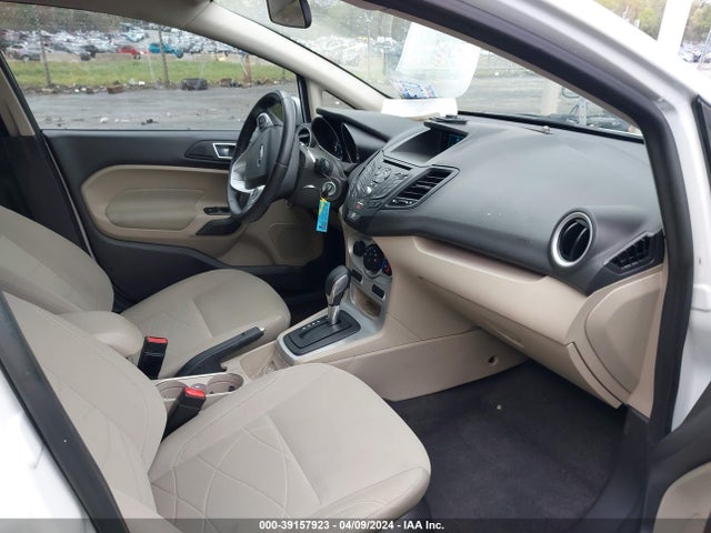 Ford FIESTA SE 2016 3FADP4BJ3GM103792 Image 5