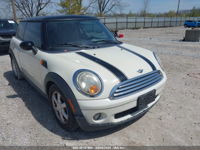2009 MINI COOPER WMWMF33519TW71890 Photo 5