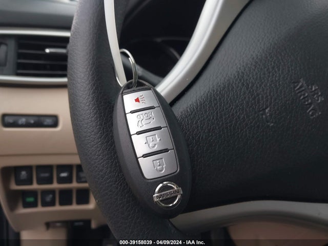 Nissan ROGUE SV 2016 5N1AT2MT8GC845291 Image 11