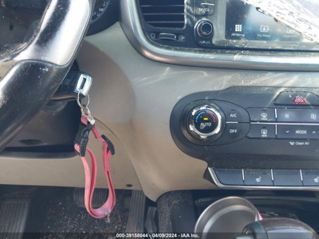 5XYPGDA39JG347736 KIA Sorento 2.4l Lx