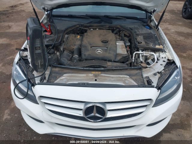 55SWF4JB1HU231422 Mercedes-Benz C 300 Luxury/sport
