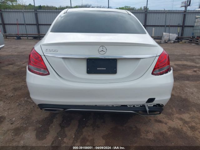 55SWF4JB1HU231422 Mercedes-Benz C 300 Luxury/sport